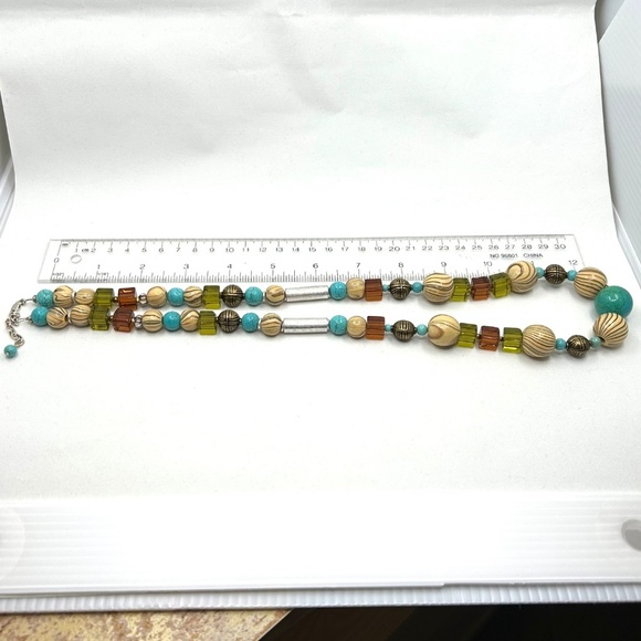 NWT Handmade Chunky Wood and Semi-Precious Necklace and Earrings SET - Picture 8 of 13